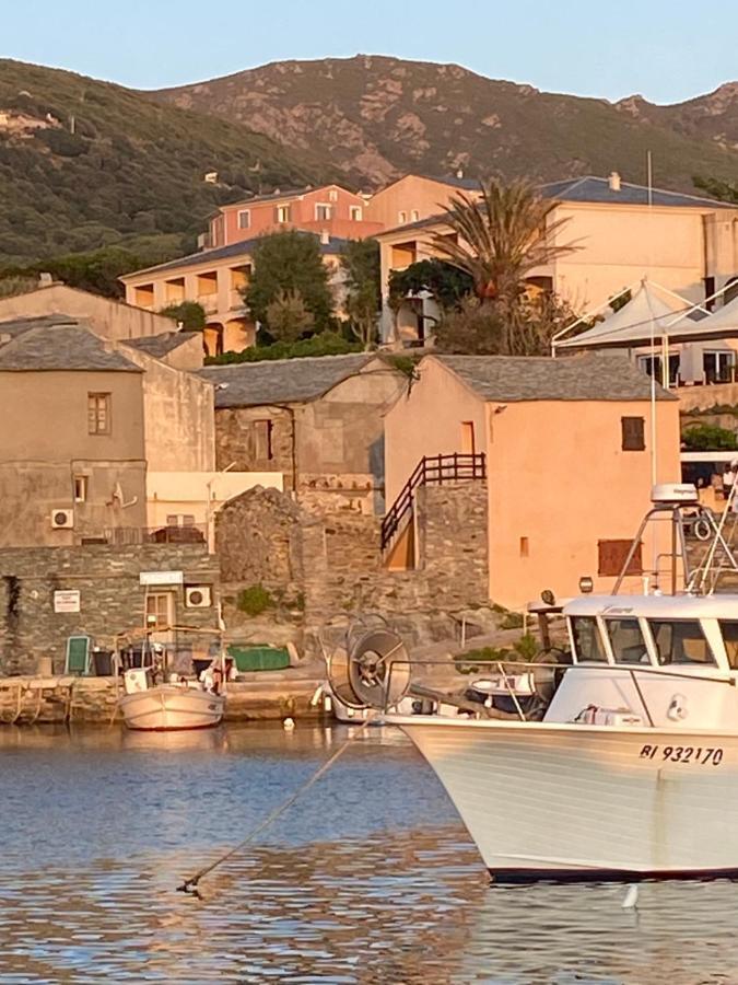 La Giraglia Villa Centuri Luaran gambar